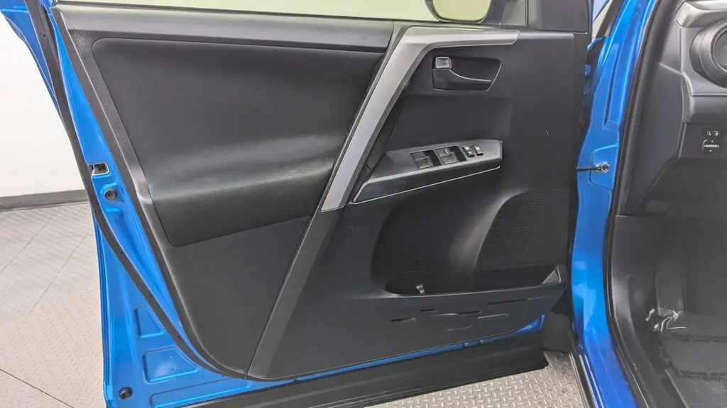 Florida Fine Cars - Used TOYOTA RAV4 2018 MARGATE LE