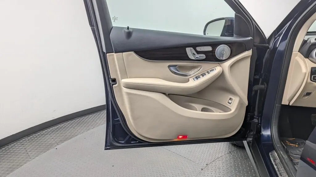 Florida Fine Cars - Used MERCEDES-BENZ GLC 2016 WEST PALM GLC 300