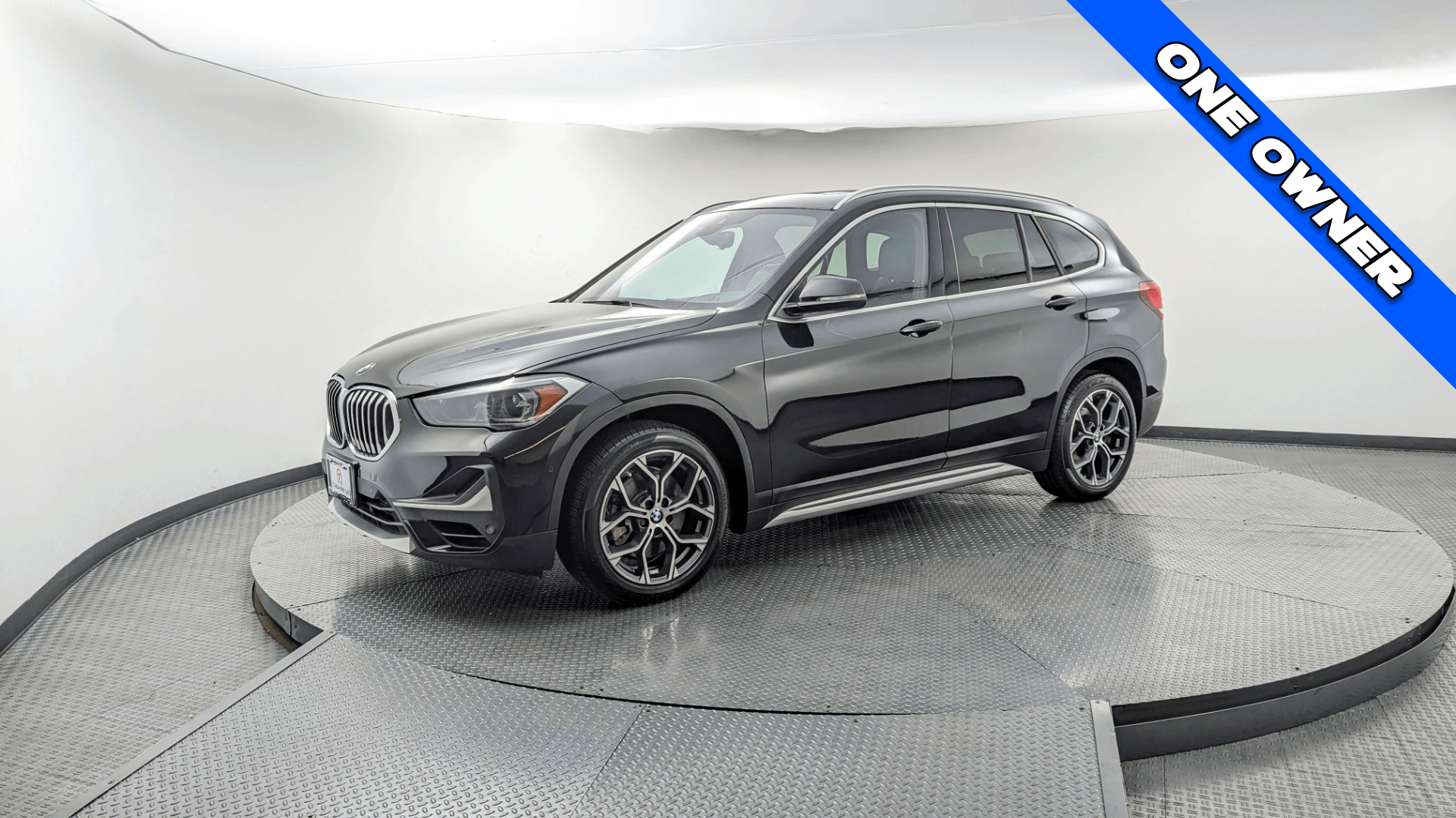 2021 BMW X1 28i