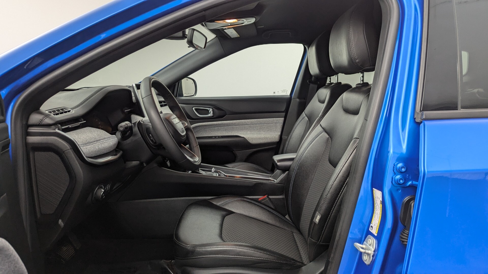 used vehicle - SUV JEEP COMPASS 2024