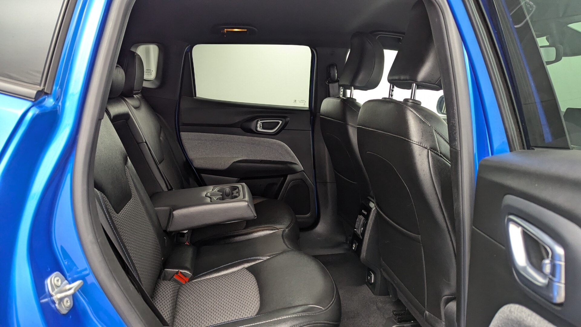 used vehicle - SUV JEEP COMPASS 2024