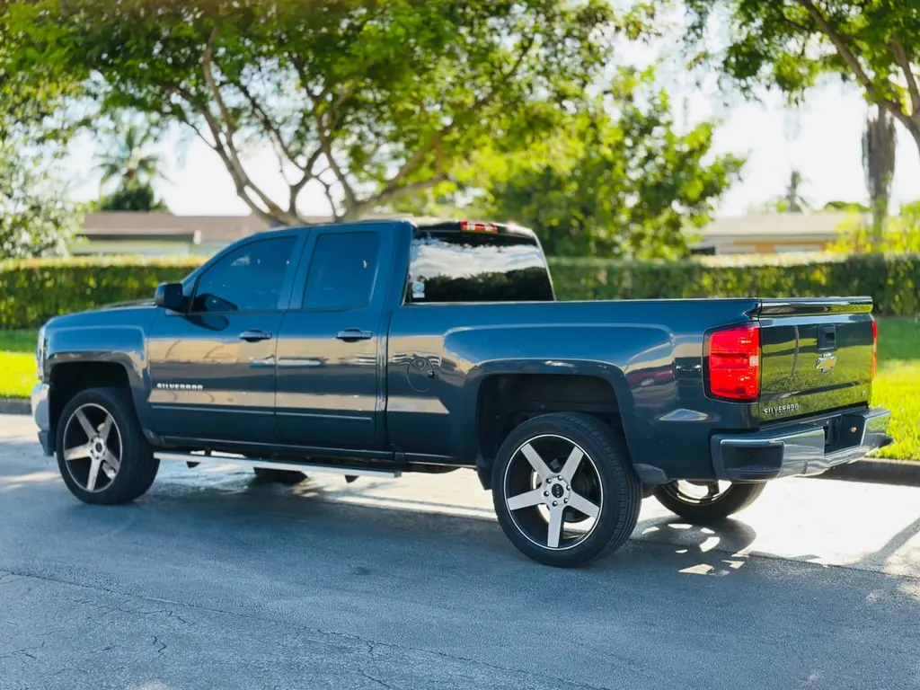 Florida Fine Cars - Used CHEVROLET SILVERADO 1500 2018 MARGATE LT