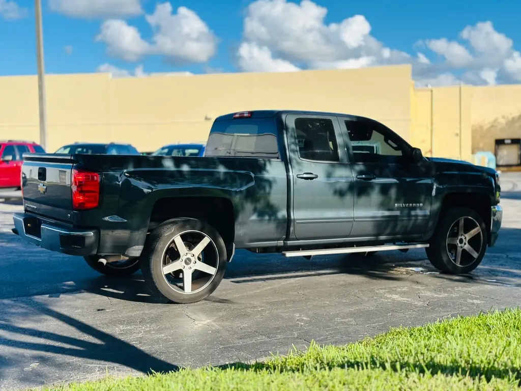 Florida Fine Cars - Used CHEVROLET SILVERADO 1500 2018 MARGATE LT