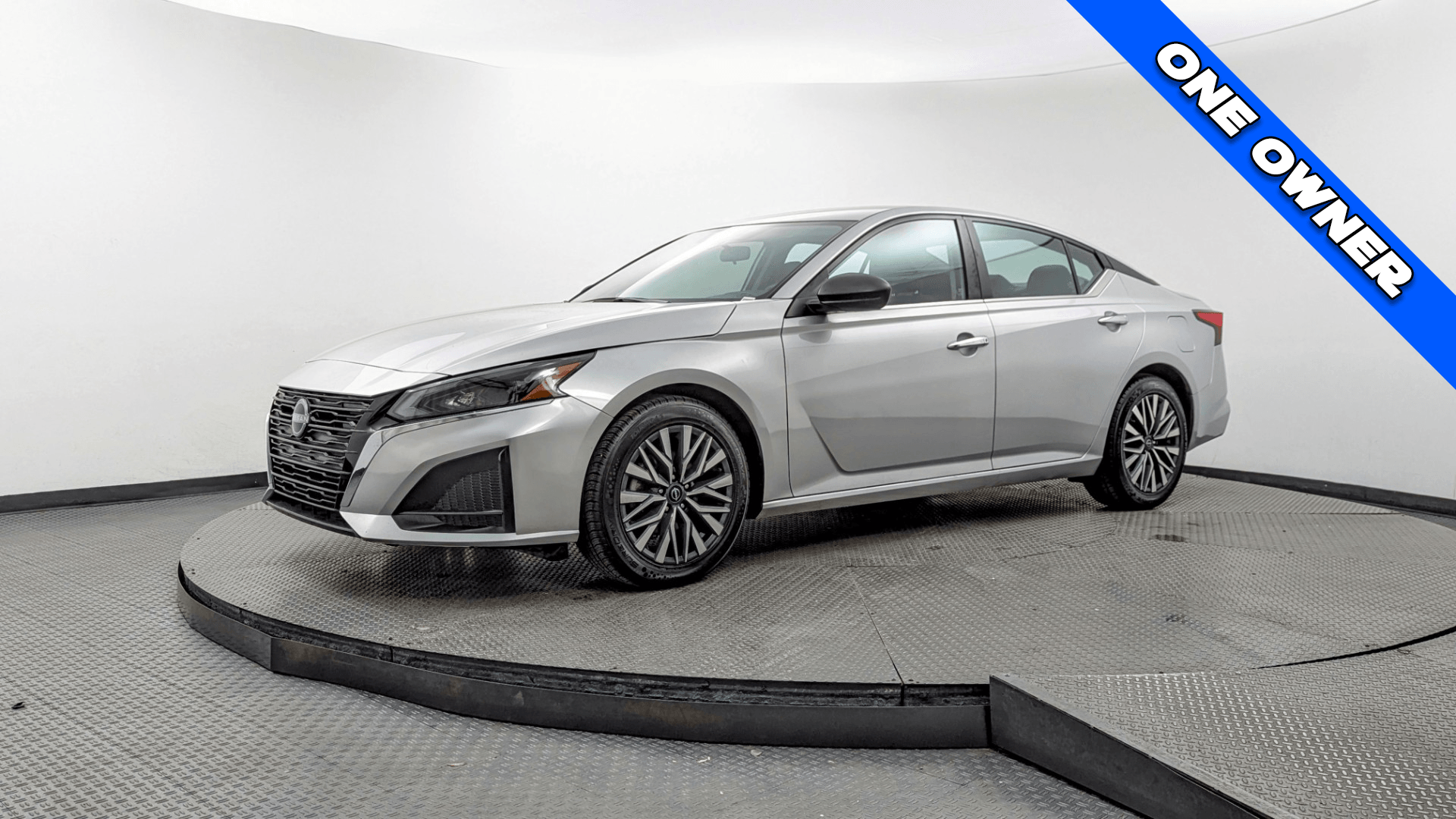 2024 Nissan Altima SV