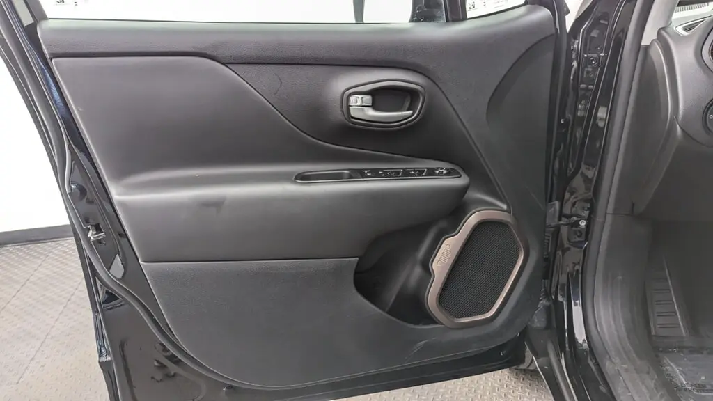 Florida Fine Cars - Used JEEP RENEGADE 2023 MIAMI UPLAND