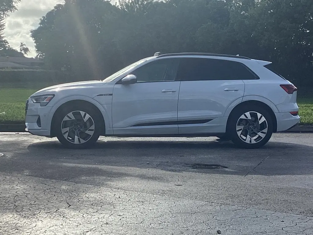Florida Fine Cars - Used AUDI E-TRON 2021 MIAMI PREMIUM