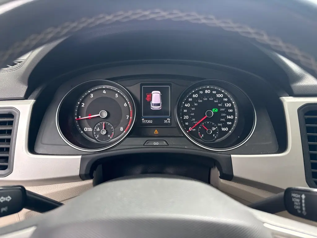 Florida Fine Cars - Used VOLKSWAGEN ATLAS 2021 WEST PALM 3.6L V6 SE W/TECHNOLOGY