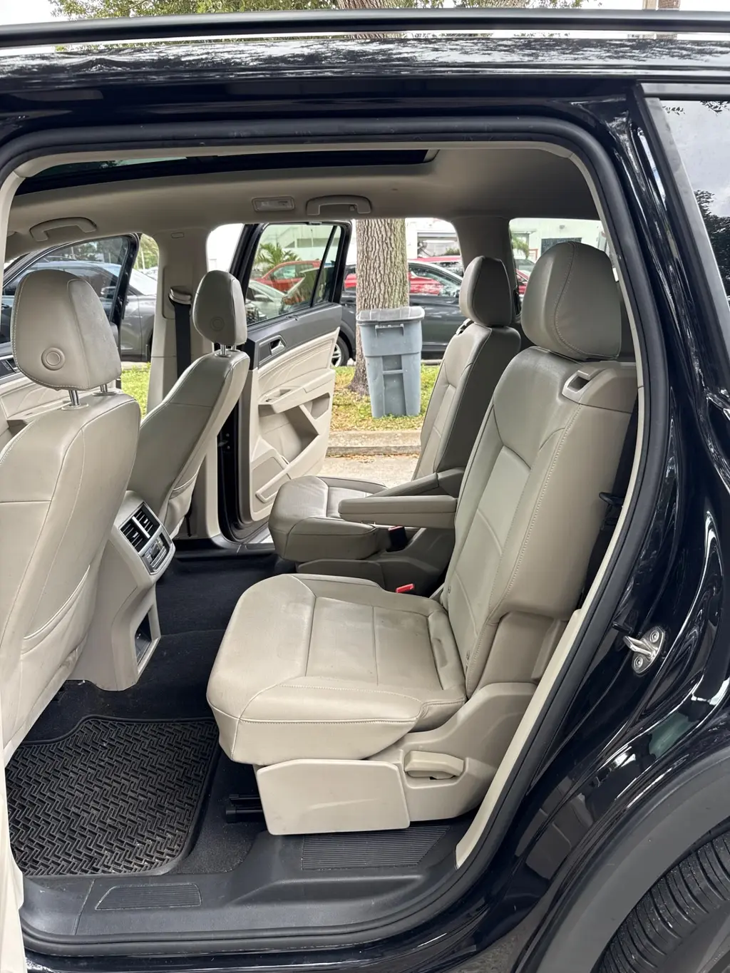 Florida Fine Cars - Used VOLKSWAGEN ATLAS 2021 WEST PALM 3.6L V6 SE W/TECHNOLOGY