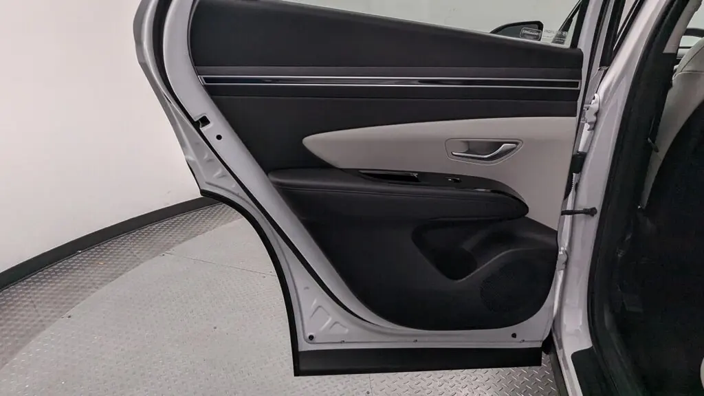 Florida Fine Cars - Used HYUNDAI TUCSON HYBRID 2023 WEST PALM SEL CONVENIENCE