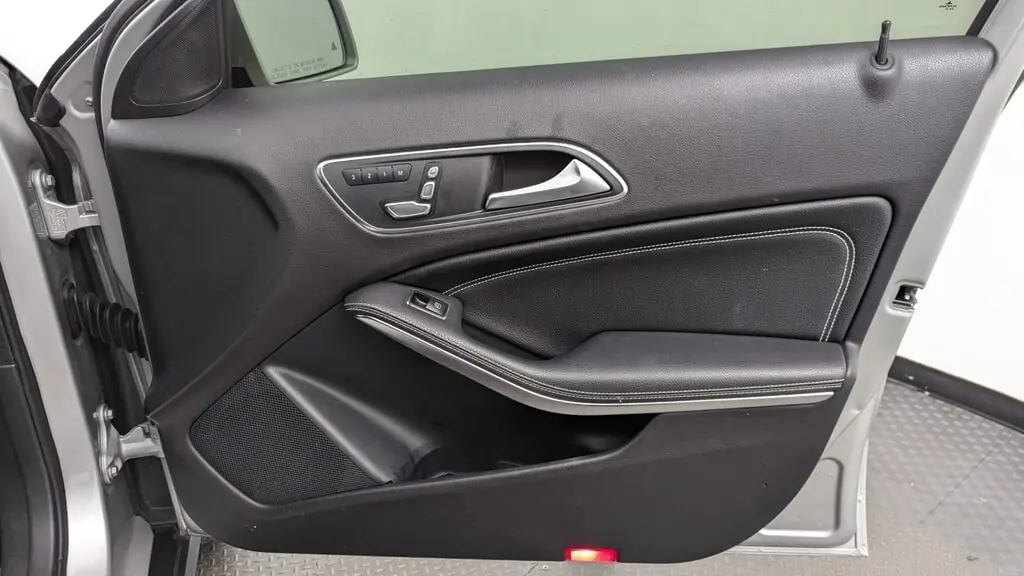 Florida Fine Cars - Used MERCEDES-BENZ GLA 2018 MIAMI GLA 250