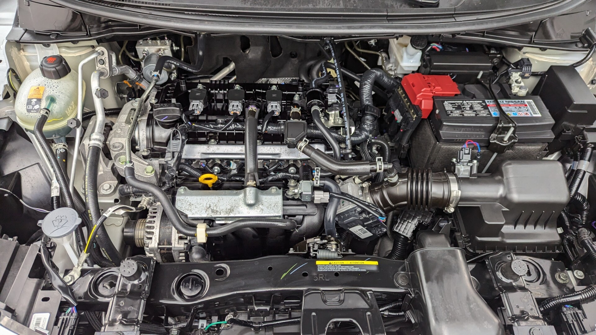 used vehicle - SEDAN NISSAN VERSA 2025