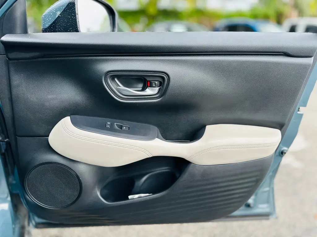 Florida Fine Cars - Used HONDA HR-V 2024 MIAMI LX