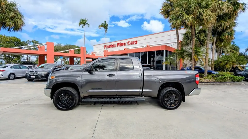 Florida Fine Cars - Used TOYOTA TUNDRA 2WD 2019 WEST PALM SR5