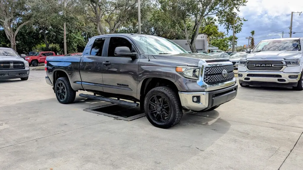 Florida Fine Cars - Used TOYOTA TUNDRA 2WD 2019 WEST PALM SR5