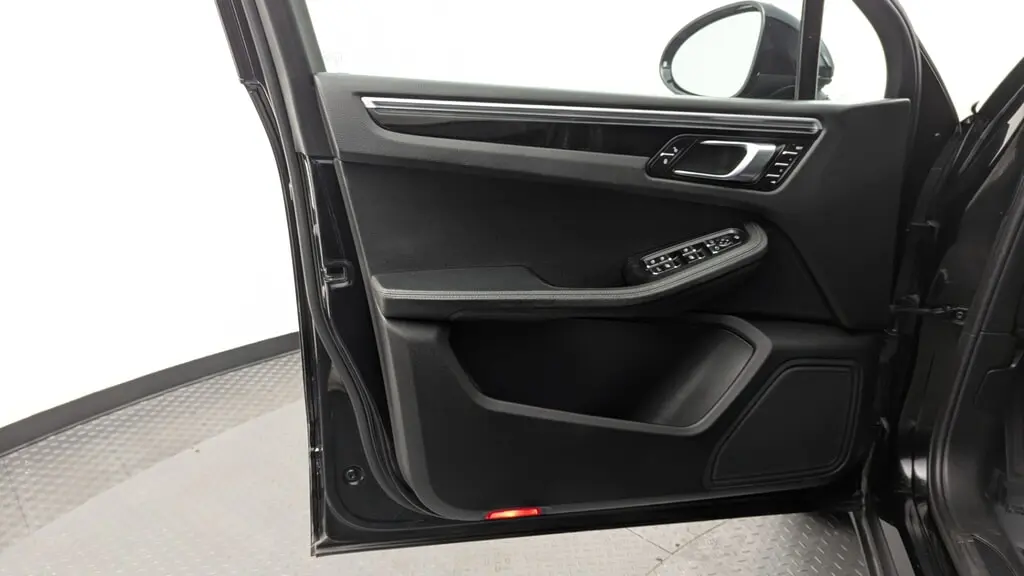 Florida Fine Cars - Used PORSCHE MACAN 2018 WEST PALM SPORT EDITION