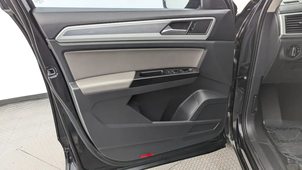 Florida Fine Cars - Used VOLKSWAGEN ATLAS 2021 MIAMI 2.0T S