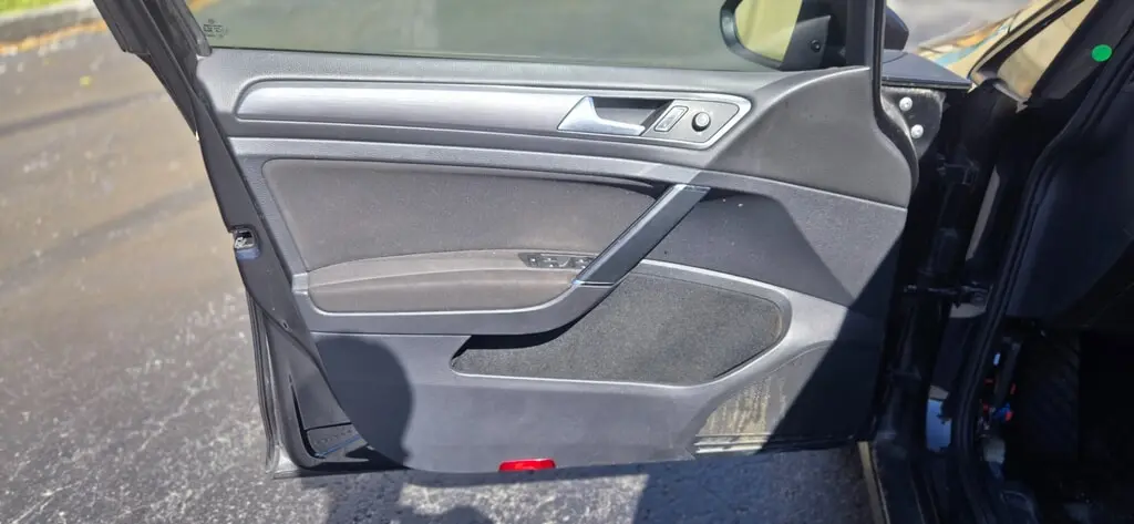 Florida Fine Cars - Used VOLKSWAGEN GOLF SPORTWAGEN 2019 MIAMI S