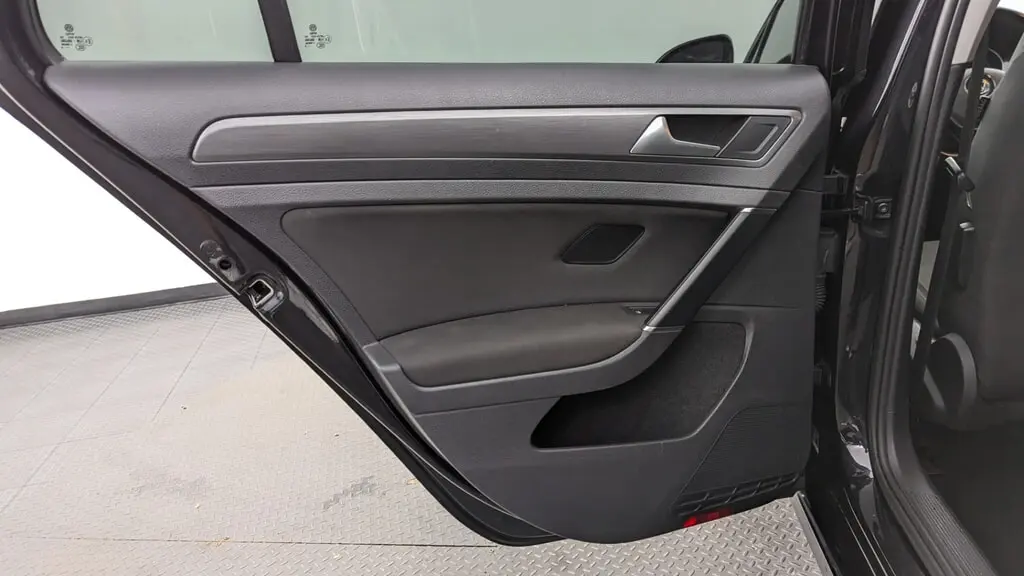 Florida Fine Cars - Used VOLKSWAGEN GOLF SPORTWAGEN 2019 MIAMI S