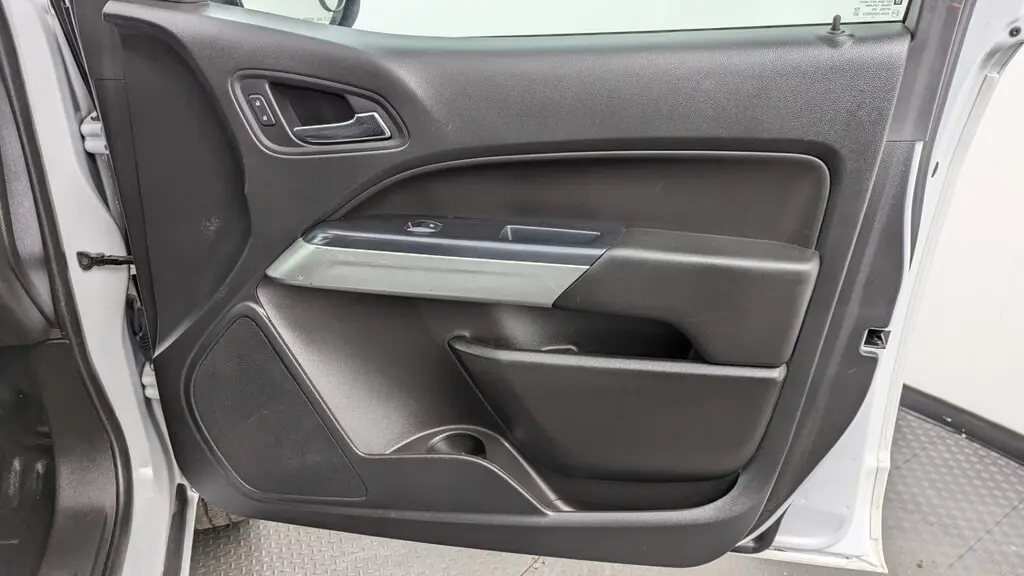 Florida Fine Cars - Used CHEVROLET COLORADO 2022 WEST PALM 2WD LT