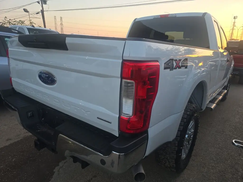 Florida Fine Cars - Used FORD SUPER DUTY F-250 SRW 2018 ORLANDO XLT