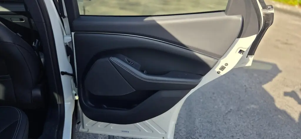 Florida Fine Cars - Used FORD MUSTANG MACH-E 2024 MIAMI SELECT