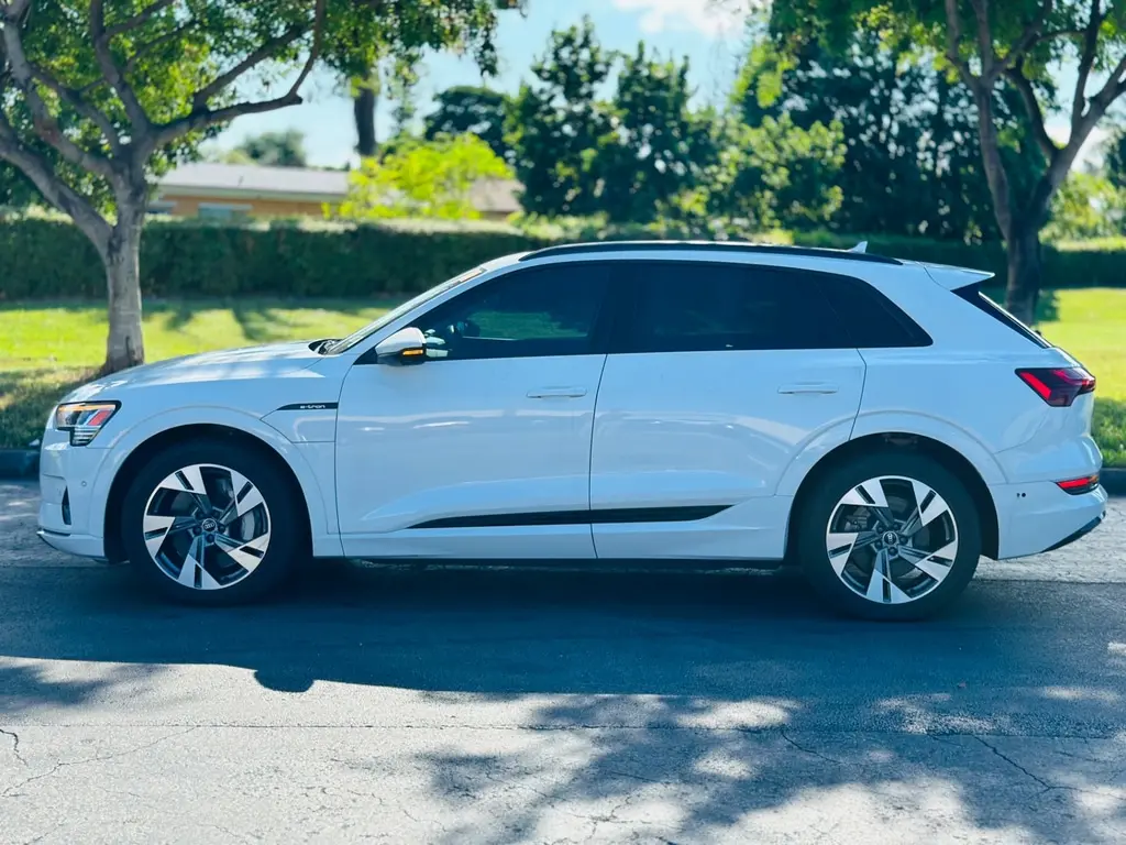 Florida Fine Cars - Used AUDI E-TRON 2021 MARGATE PREMIUM
