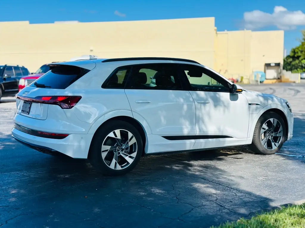 Florida Fine Cars - Used AUDI E-TRON 2021 MARGATE PREMIUM