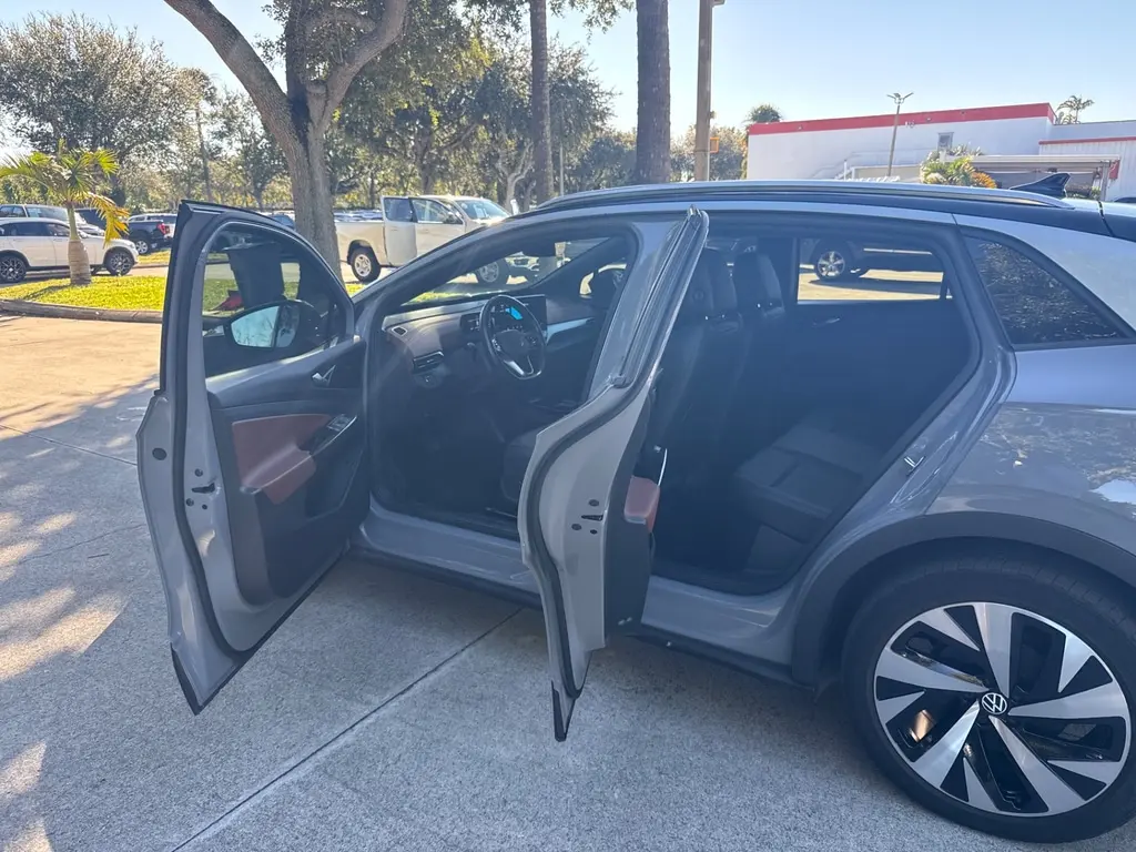 Florida Fine Cars - Used VOLKSWAGEN ID.4 2021 WEST PALM PRO S
