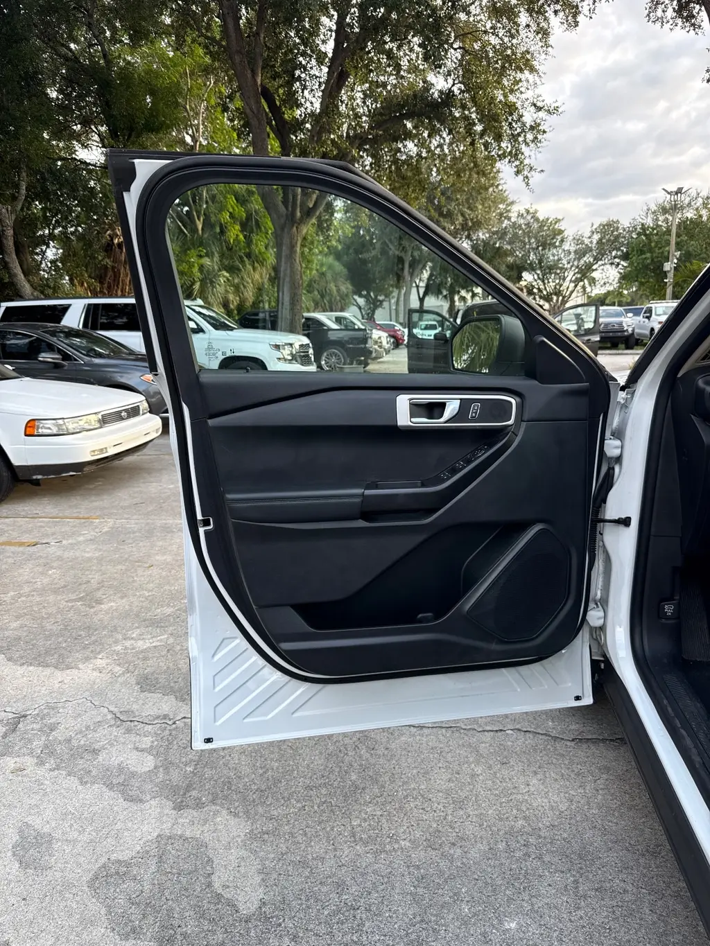 Florida Fine Cars - Used FORD EXPLORER 2022 WEST PALM BASE