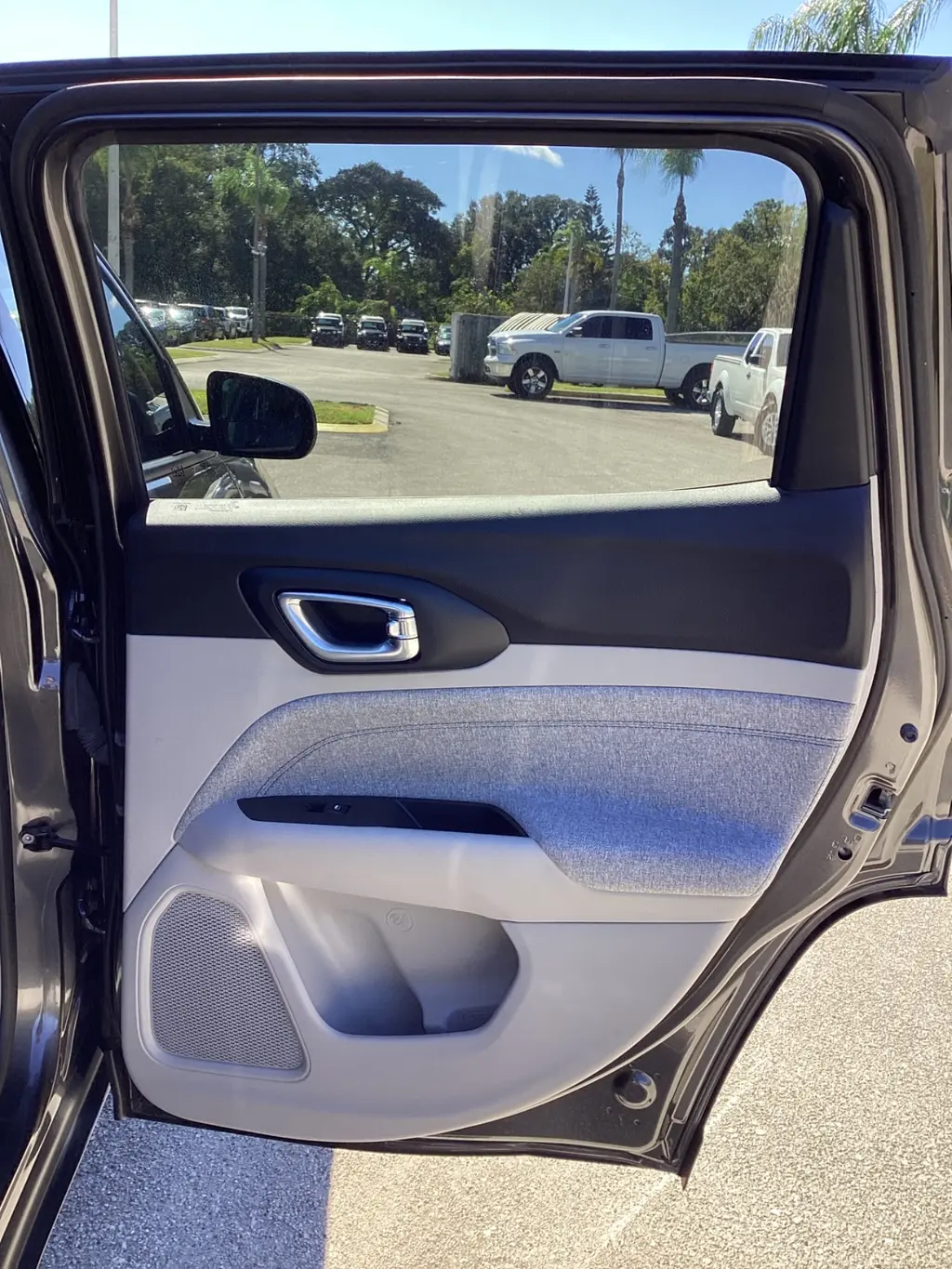 Florida Fine Cars - Used JEEP COMPASS 2023 ORLANDO LATITUDE