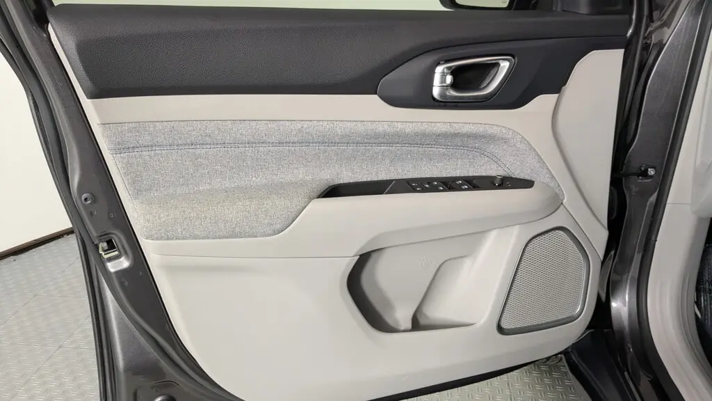 Florida Fine Cars - Used JEEP COMPASS 2023 ORLANDO LATITUDE