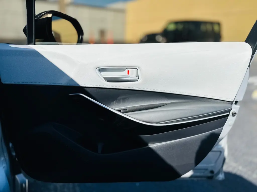 Florida Fine Cars - Used TOYOTA COROLLA HATCHBACK 2019 MARGATE XSE