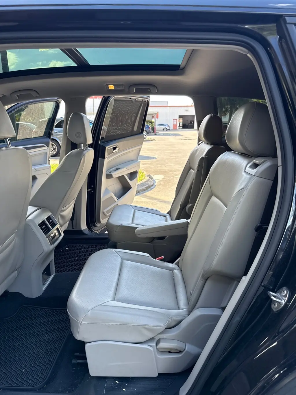 Florida Fine Cars - Used VOLKSWAGEN ATLAS 2019 WEST PALM 3.6L V6 SEL