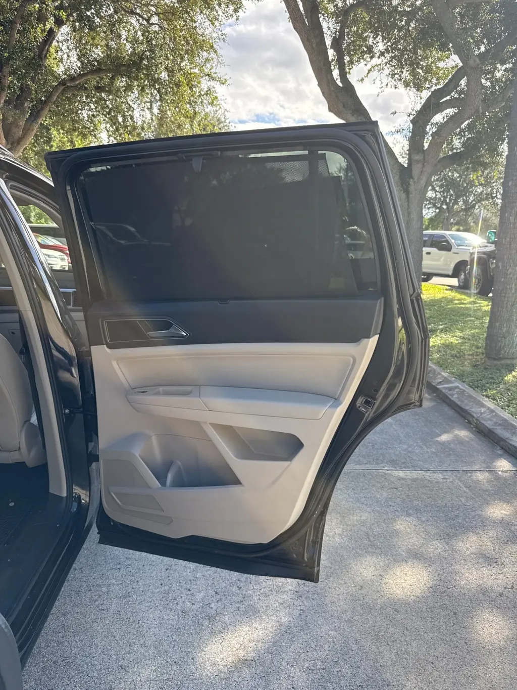 Florida Fine Cars - Used VOLKSWAGEN ATLAS 2019 WEST PALM 3.6L V6 SEL