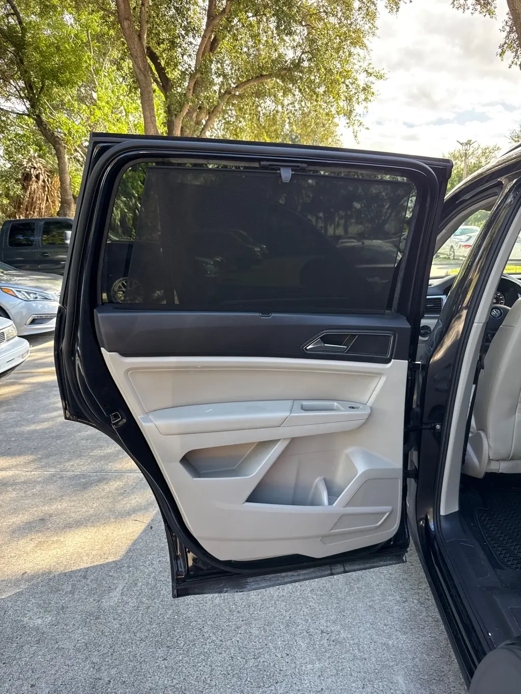 Florida Fine Cars - Used VOLKSWAGEN ATLAS 2019 WEST PALM 3.6L V6 SEL