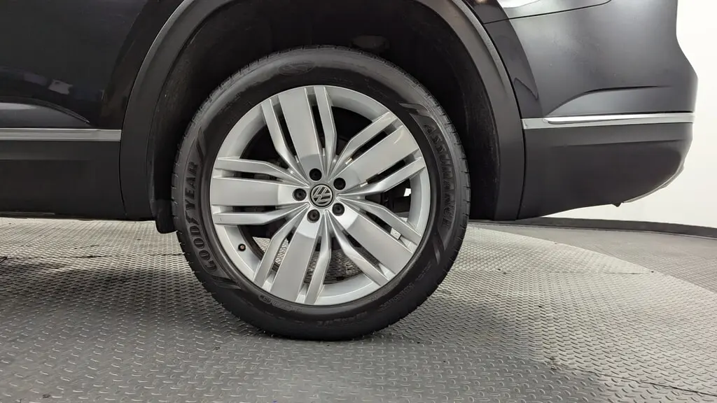 Florida Fine Cars - Used VOLKSWAGEN ATLAS 2019 WEST PALM 3.6L V6 SEL