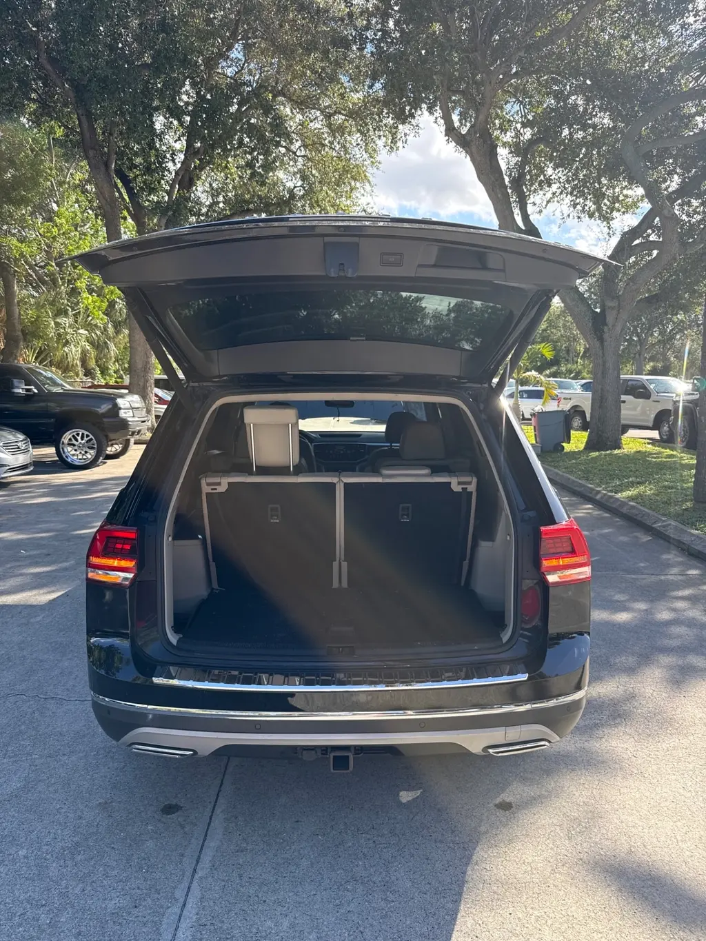 Florida Fine Cars - Used VOLKSWAGEN ATLAS 2019 WEST PALM 3.6L V6 SEL