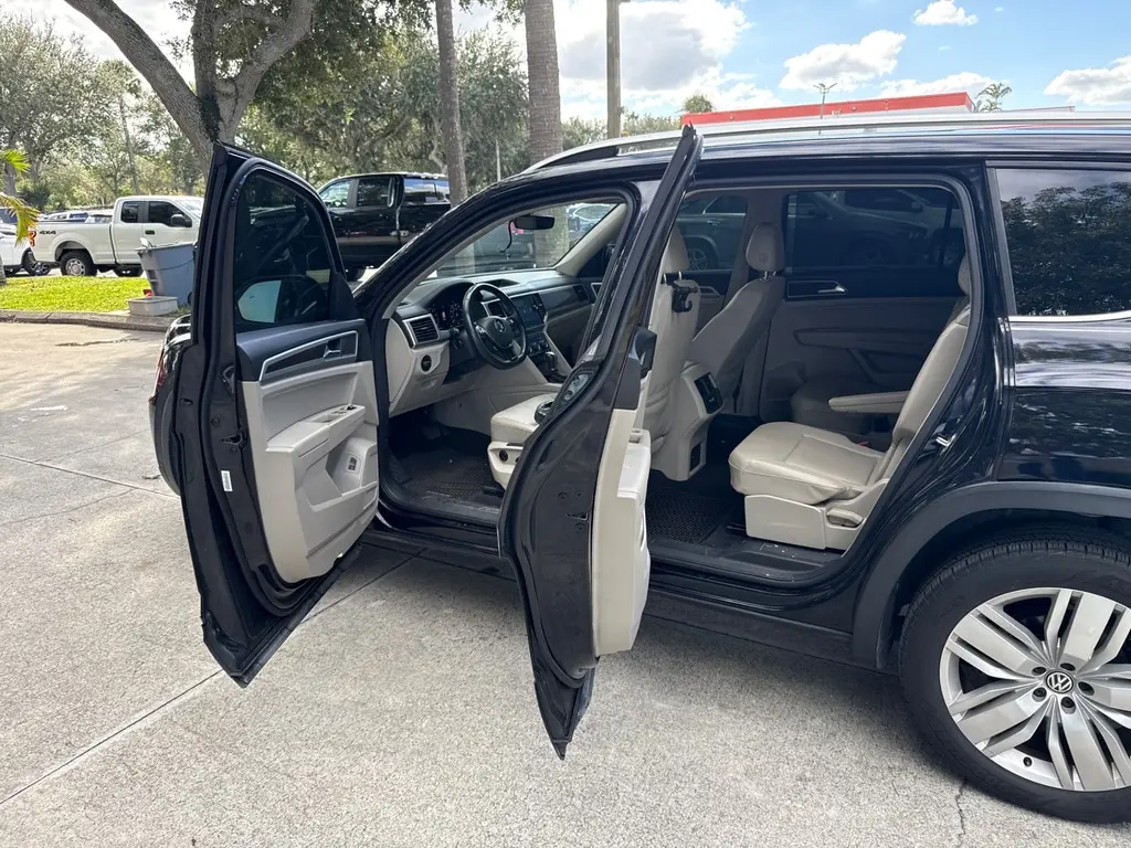 Florida Fine Cars - Used VOLKSWAGEN ATLAS 2019 WEST PALM 3.6L V6 SEL
