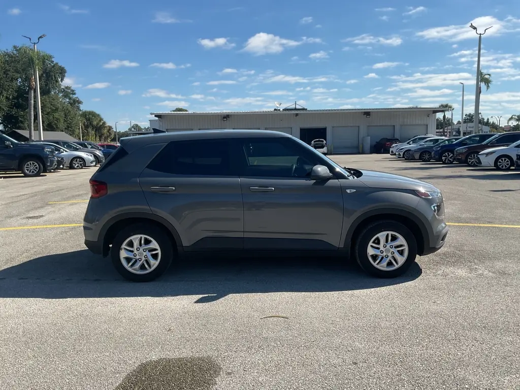 Florida Fine Cars - Used HYUNDAI VENUE 2021 ORLANDO SE