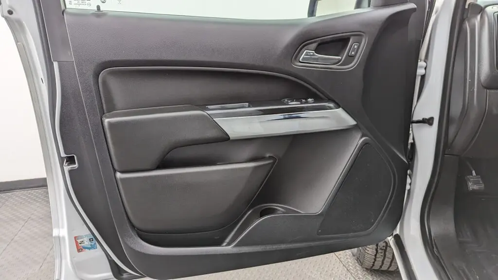 Florida Fine Cars - Used CHEVROLET COLORADO 2022 WEST PALM 2WD LT