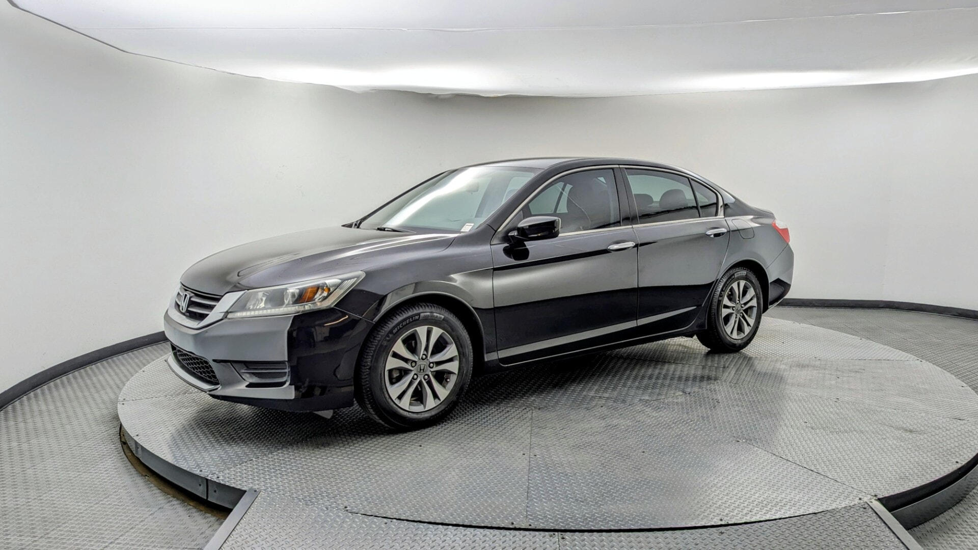 2014 Honda Accord LX's photo