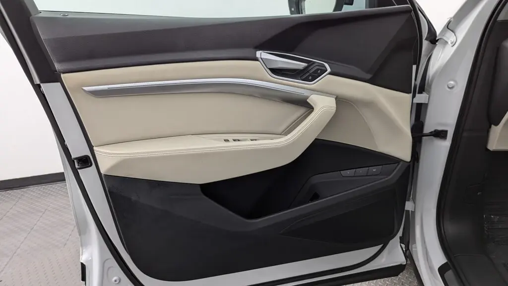 Florida Fine Cars - Used AUDI E-TRON 2022 MIAMI PREMIUM