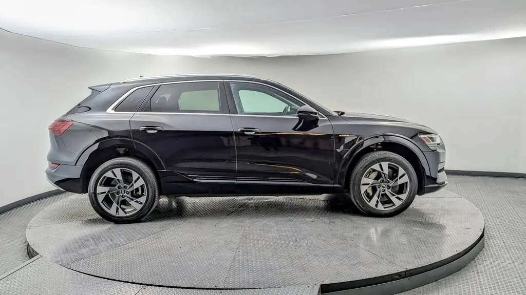 Florida Fine Cars - Used AUDI E-TRON 2023 WEST PALM PREMIUM