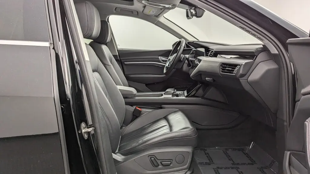 Florida Fine Cars - Used AUDI E-TRON 2023 WEST PALM PREMIUM