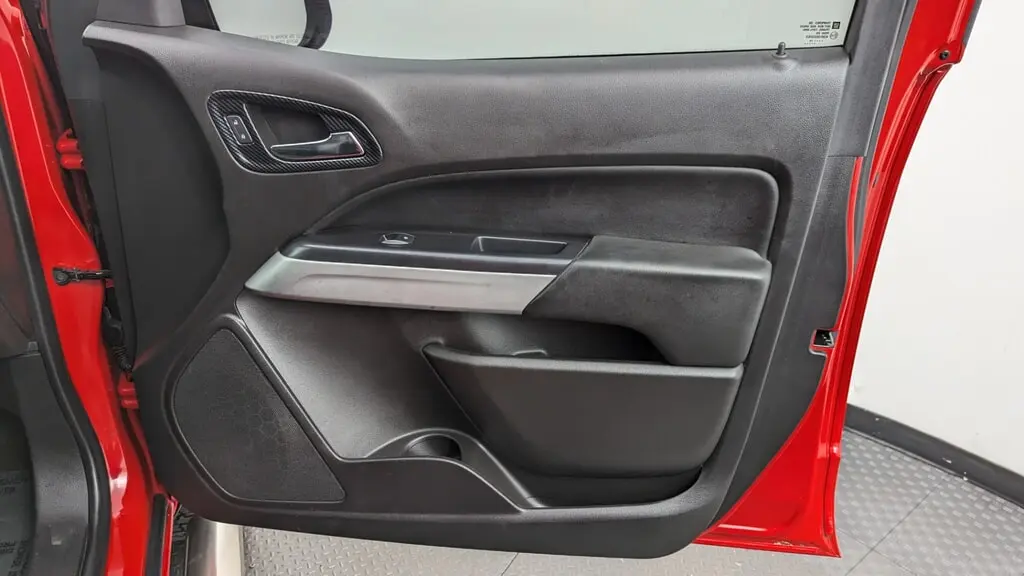 Florida Fine Cars - Used CHEVROLET COLORADO 2015 MARGATE 2WD LT