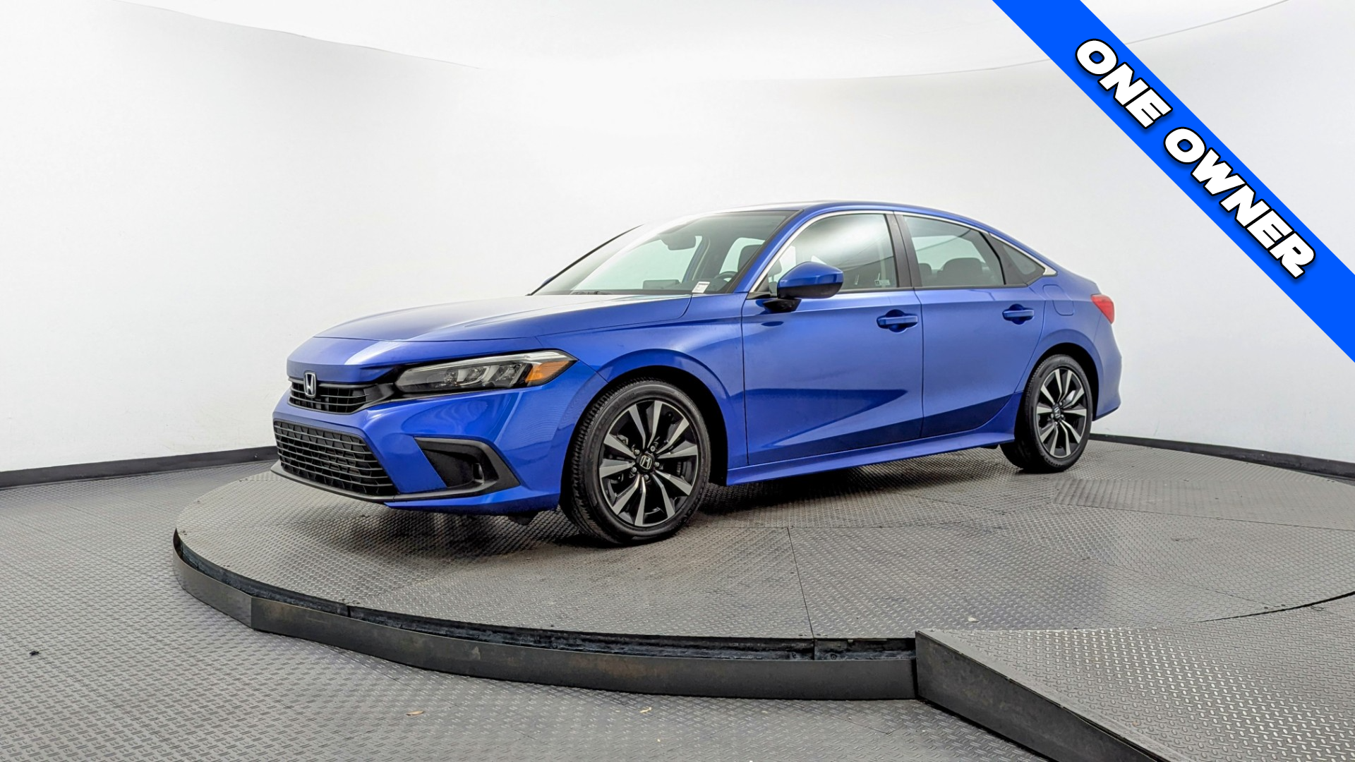 2024 Honda Civic EX's photo