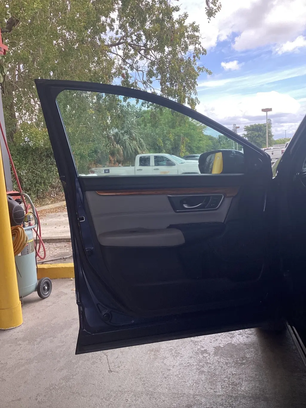 Florida Fine Cars - Used HONDA CR-V 2017 MIAMI EX-L