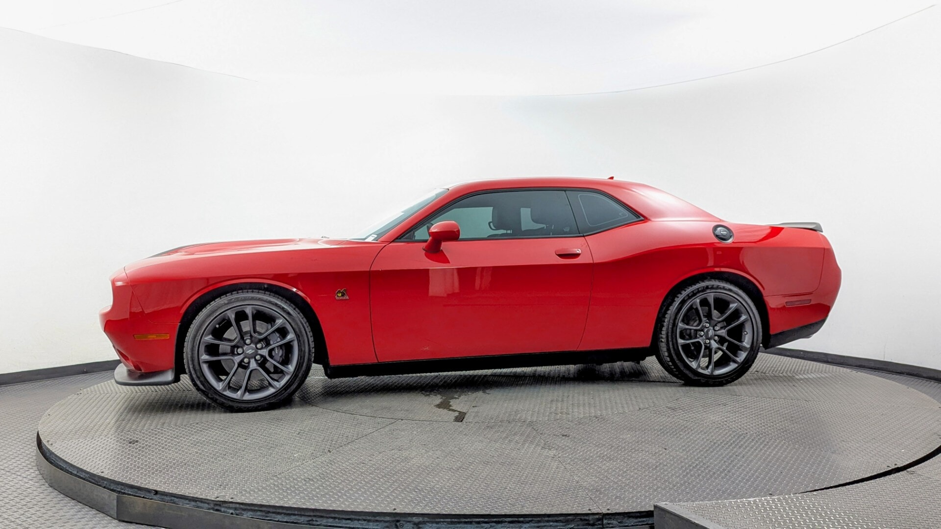 used vehicle - COUPE DODGE CHALLENGER 2023