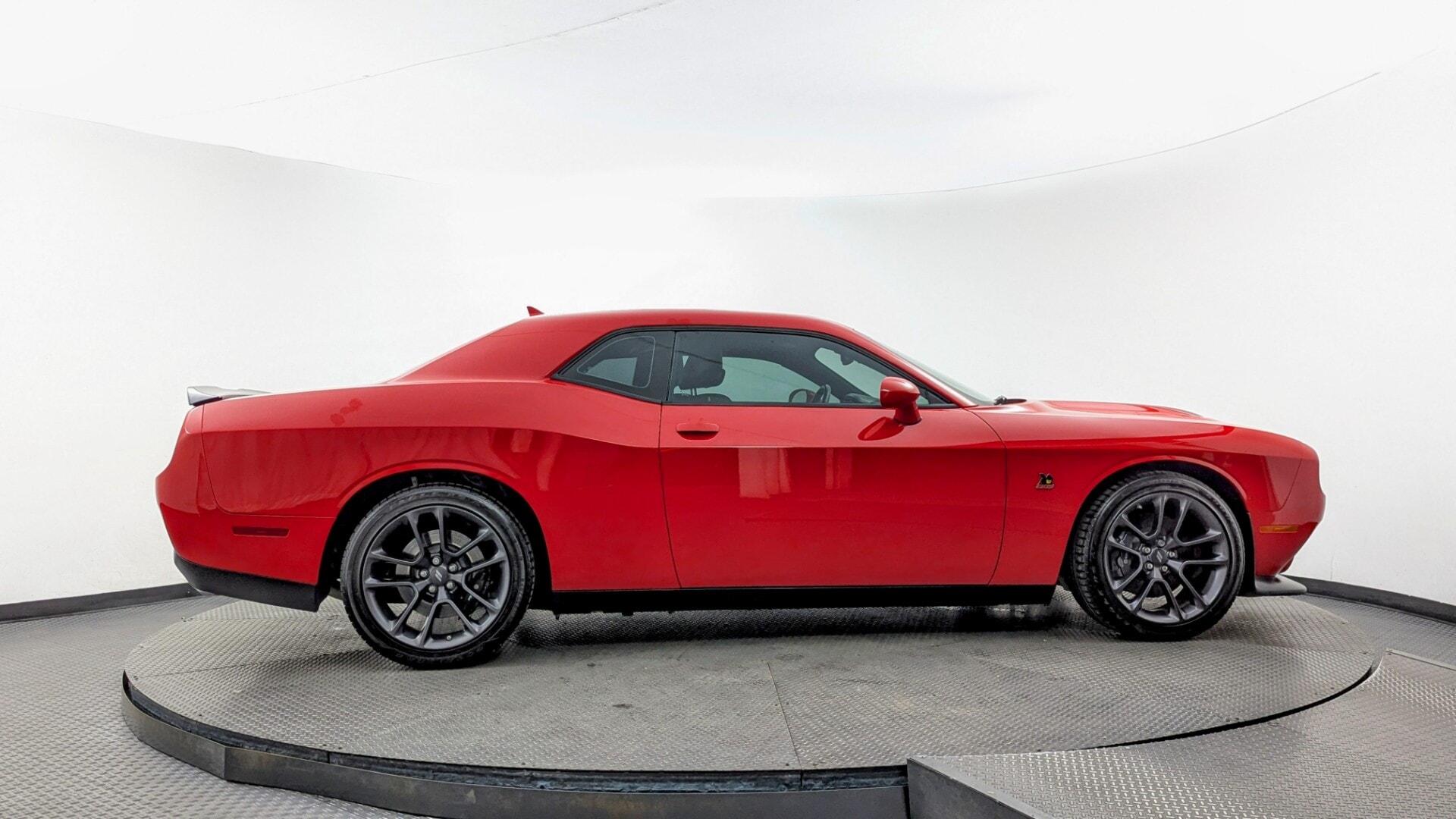 used vehicle - COUPE DODGE CHALLENGER 2023