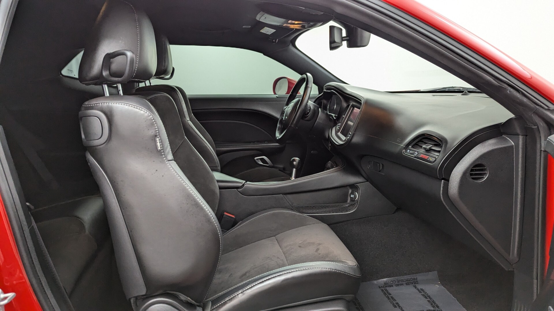 used vehicle - COUPE DODGE CHALLENGER 2023